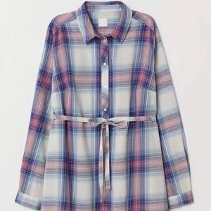 H&M maternity shirt size Xs